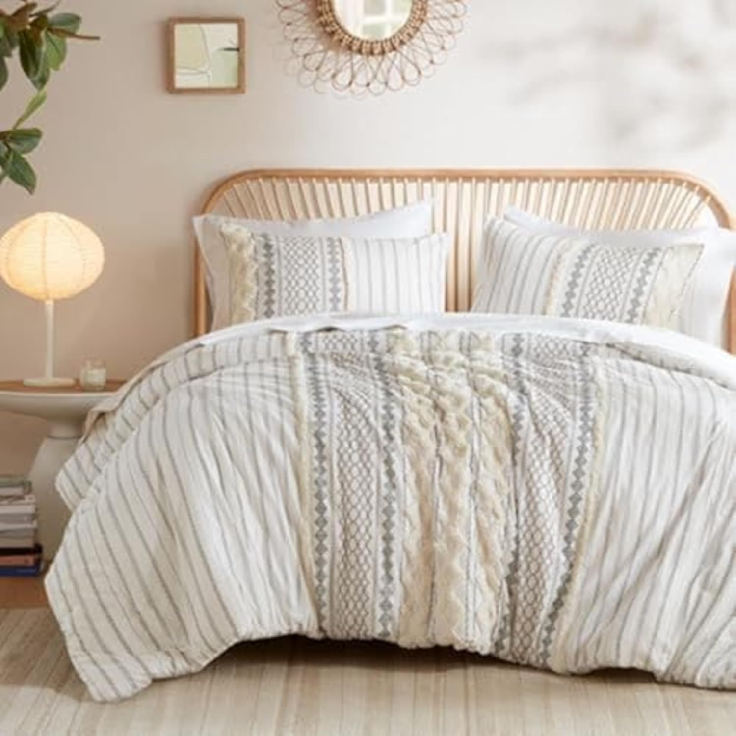 INK+IVY Queen Comforter Set, Boho Comforters, Breathable Cotton Bed Set, All Season Modern Chenille Tufted Comforter with Farmhouse Bedding Flare, Gifts for Woman, Ivory 3 Piece