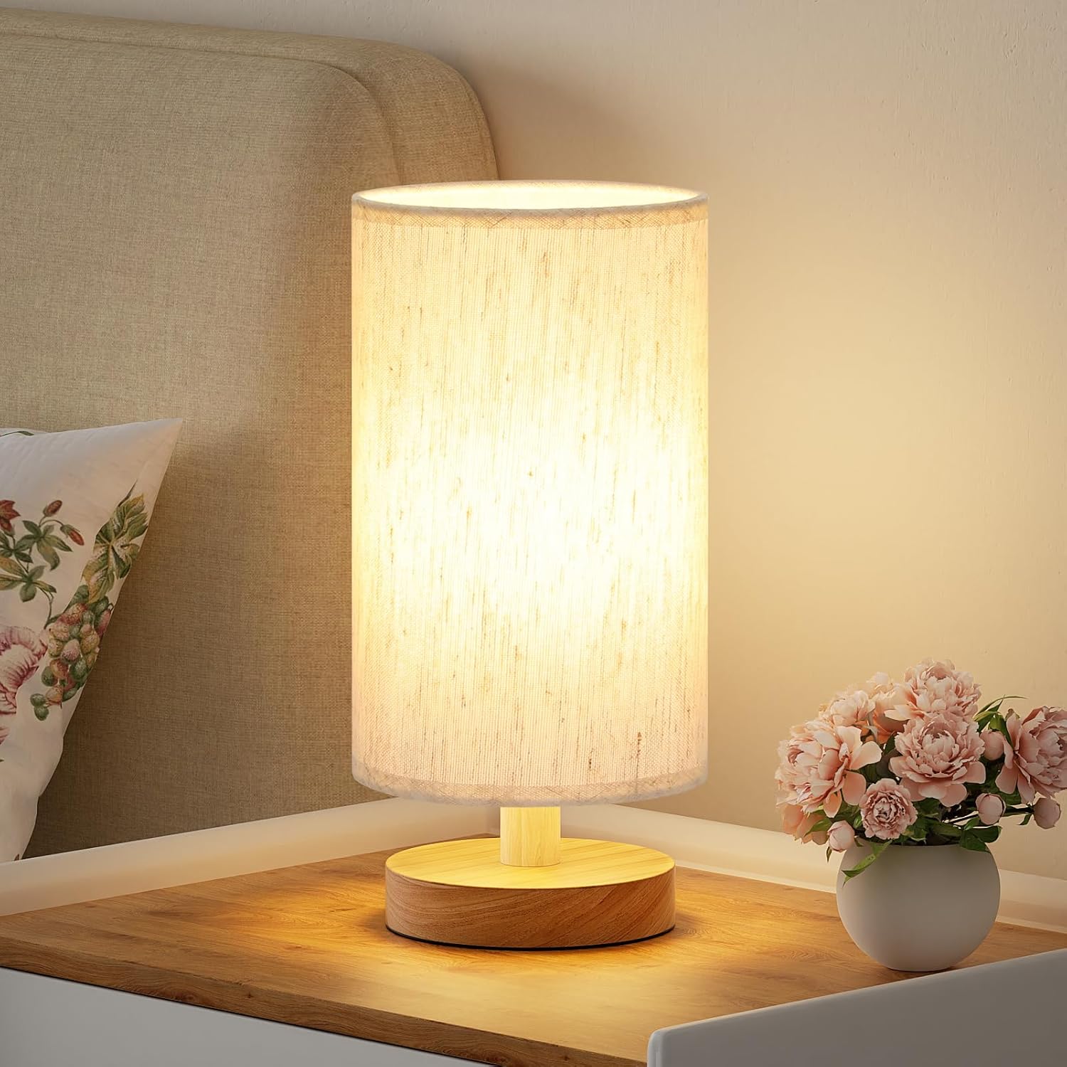 Fenmzee 9″ Small Table Lamp for Bedroom – Inline Control with 3000K Blub | Cream Shade and Wood Base | 680 Lumens | Easy Assembly | Minimalist Design | E26 | for Kitchen | for Kids Room