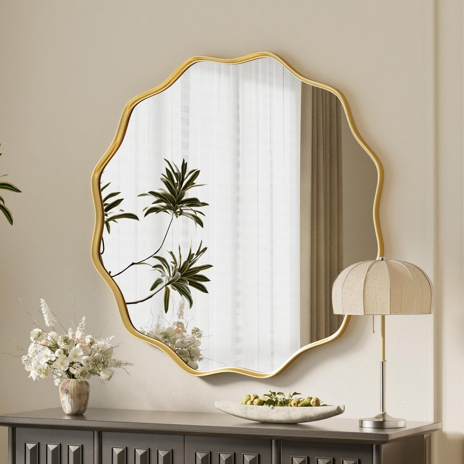 Gold Scalloped Circle Mirror, 24″ Wavy Edge Round Wall Mirror | Tempered Glass Textured Circular Metal Deep Frame, Hanging Leaning for Bathroom, Hallway, Entryway, Living Room