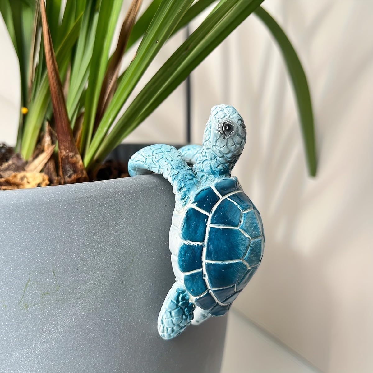 Blue Turtle Planter Decorations – Resin Hanging Sea Turtle for Pot Tortoise Figure Plant Pot Hanger Small Statue for Indoor Outdoor Garden Patio