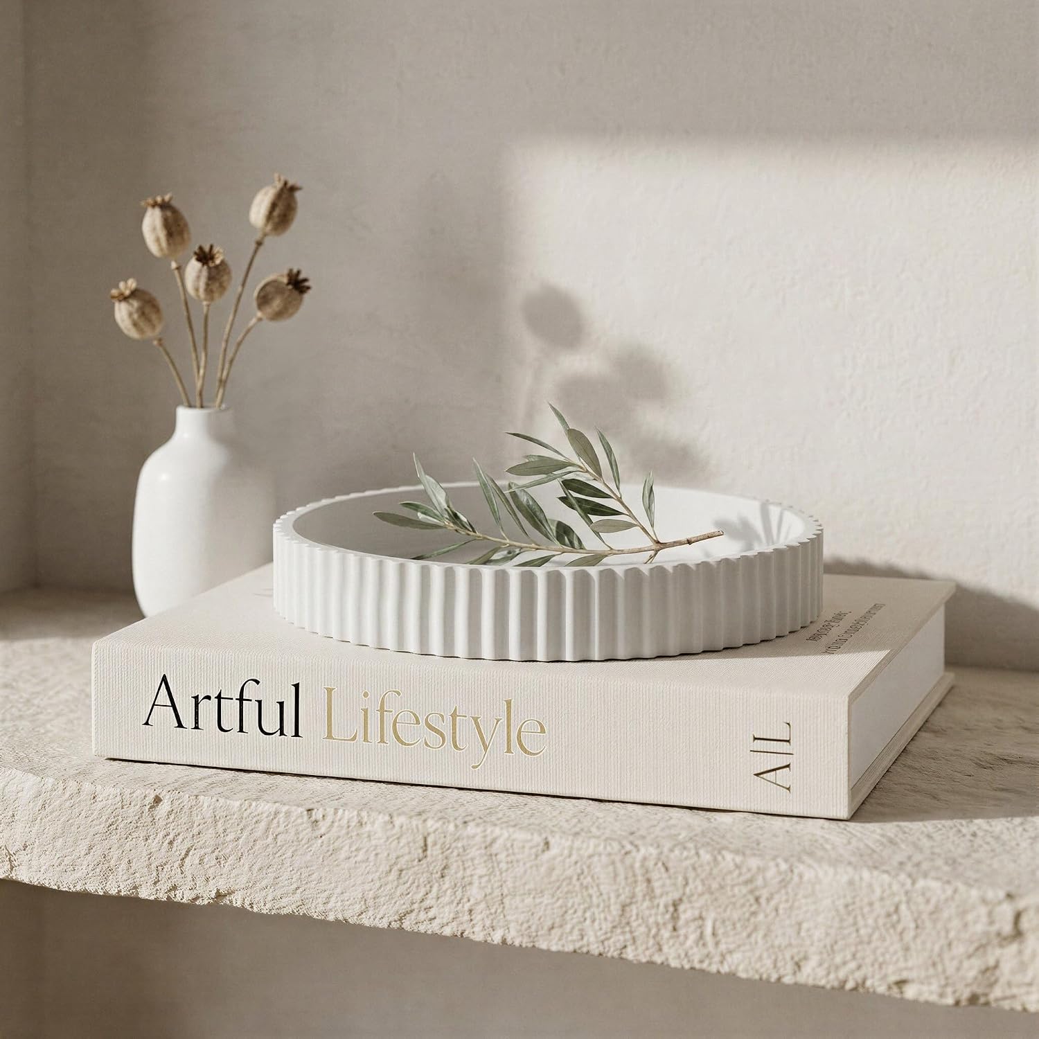 Decorative Concrete Tray & Book Decor Set – Scalloped Tray & Linen Box Enhance Your Coffee Table or Bookshelf Decor – Stylish Home Decoration for Your Living or Dining Room & as a Housewarming Gift