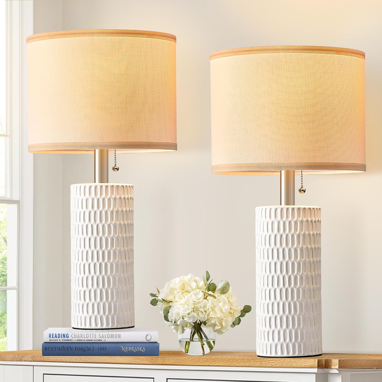 Reaketon 20″ Modern Ceramic Table Lamps for Bedroom Set of 2, Small Table Lamps for Night Stands, Living Room, Home Office and Hallways, White