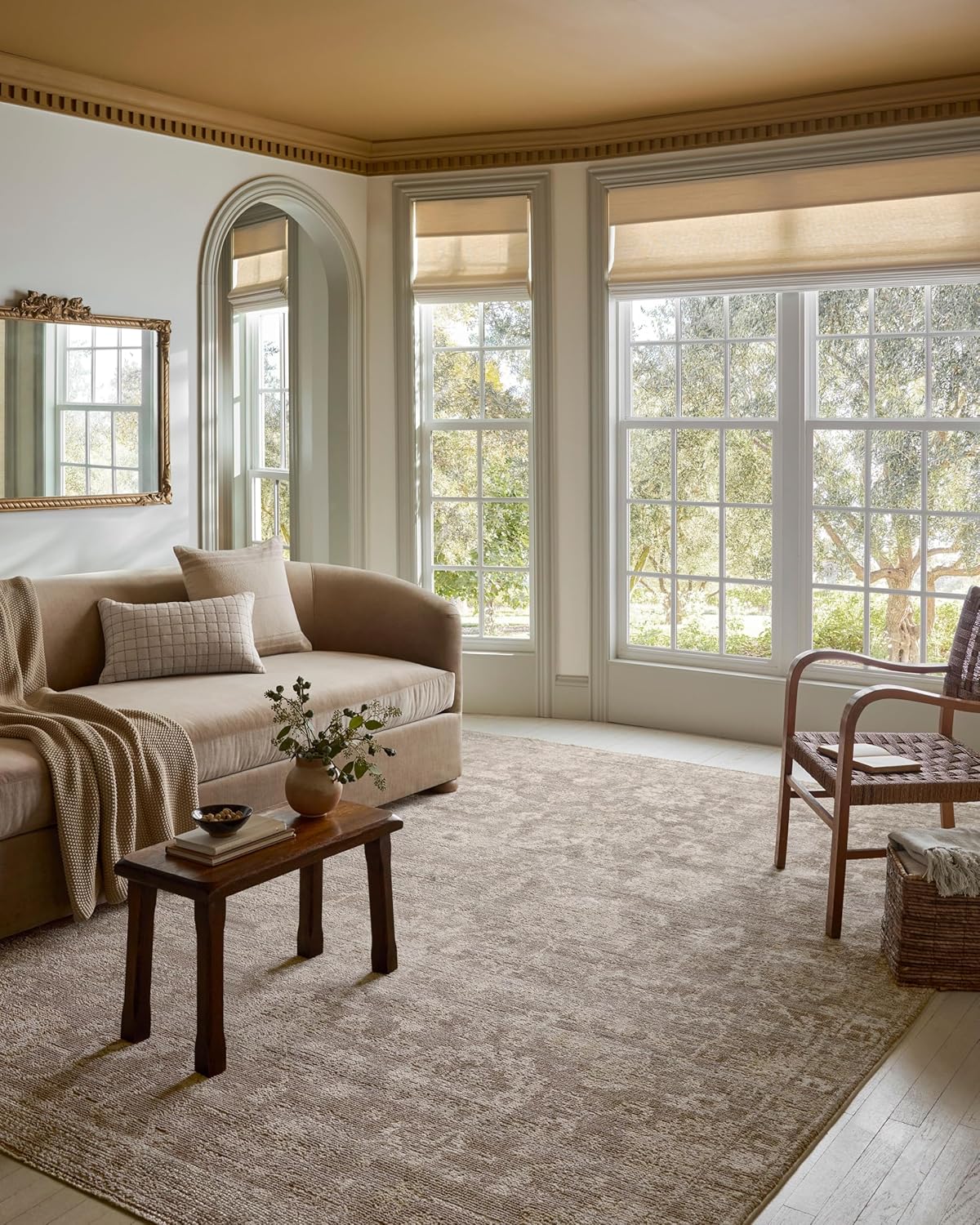 Loloi Magnolia Home by Joanna Gaines Pace Collection PAC-03 Taupe/Wheat 7′-10″ x 10′ Area Rug